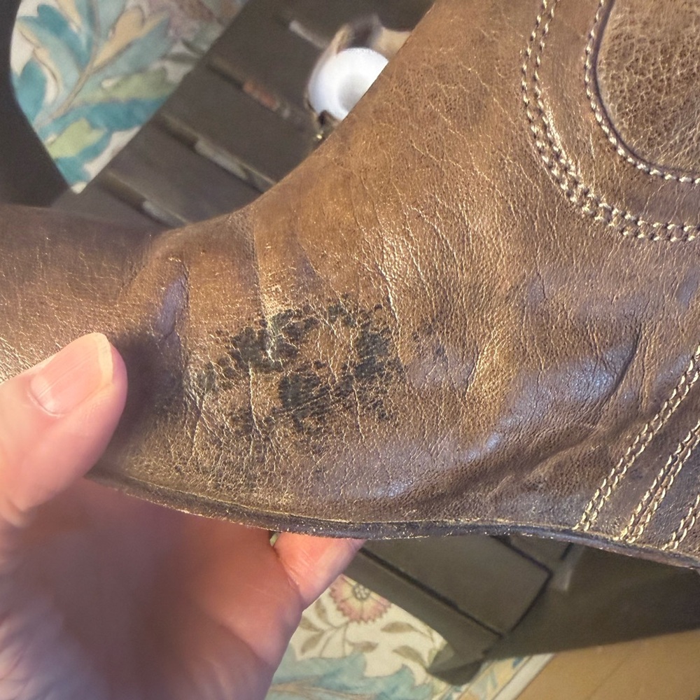 Frye Carson Wedge Hidden Approx 3 Inch Heel Brown Distressed Boho Bootie 8M - Picture 11 of 16